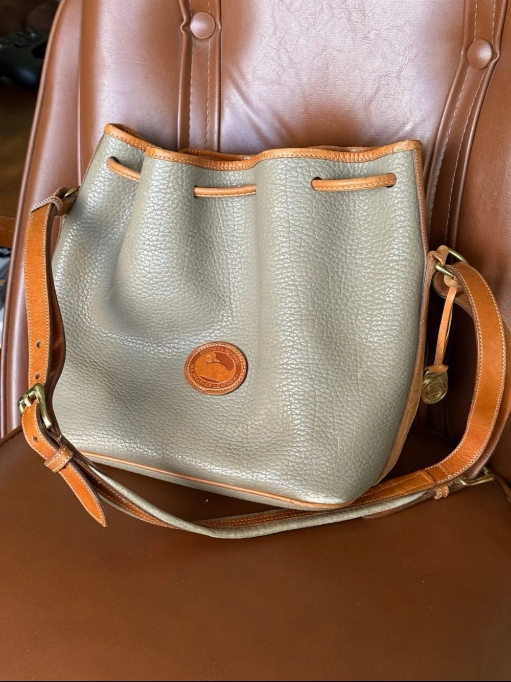 Dooney & Bourke please read