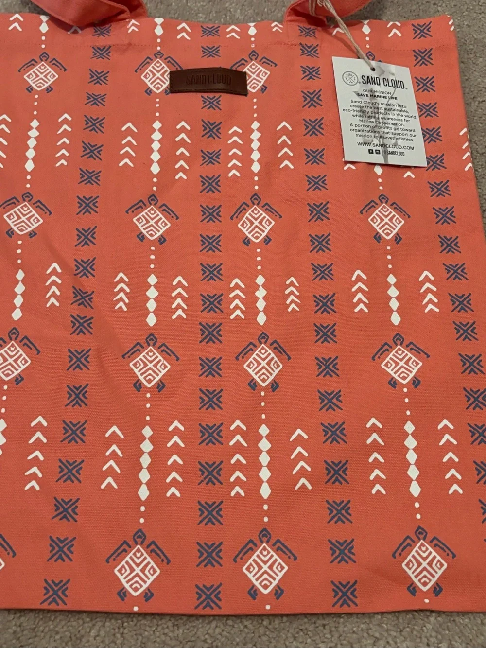 Sandcloud coral tote