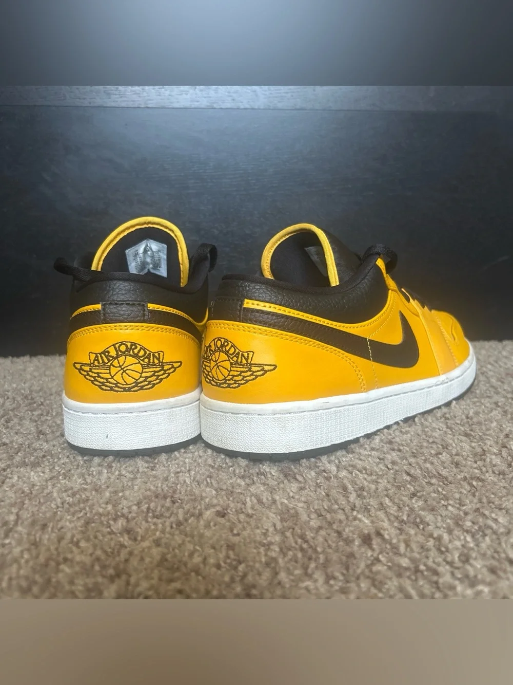 Nike low top