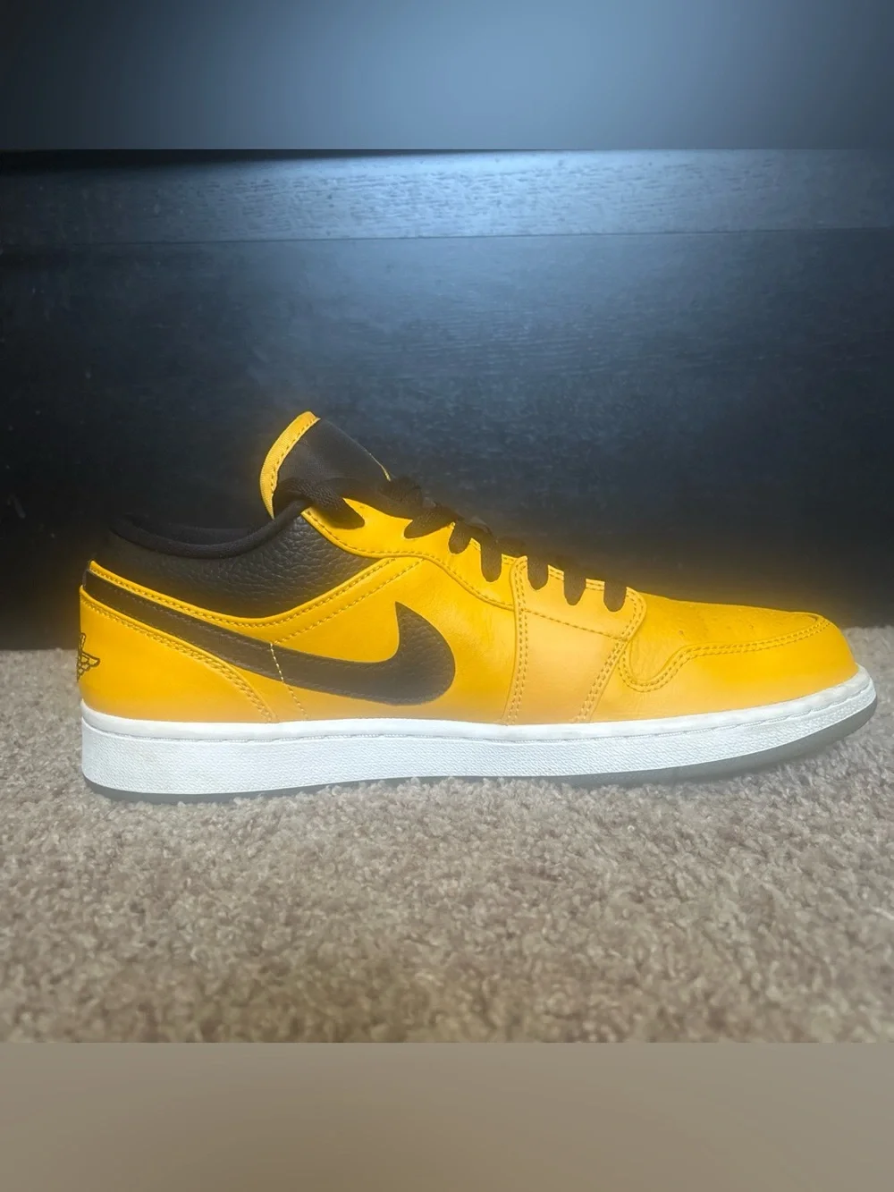 Nike low top