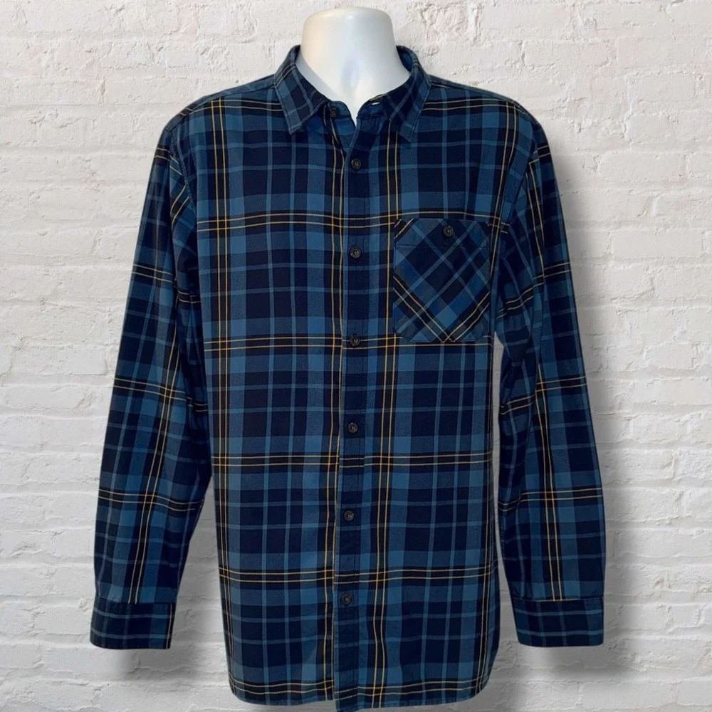✨ The North Face Men’s Plaid Button-Up Shirt – Blue Yellow Check – Size XL
