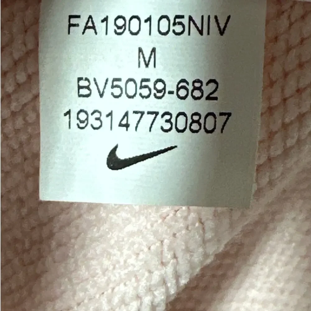 Nike women center