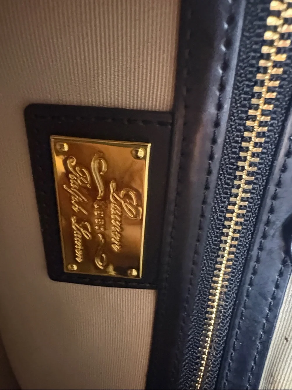 Lauren Ralph Lauren read description