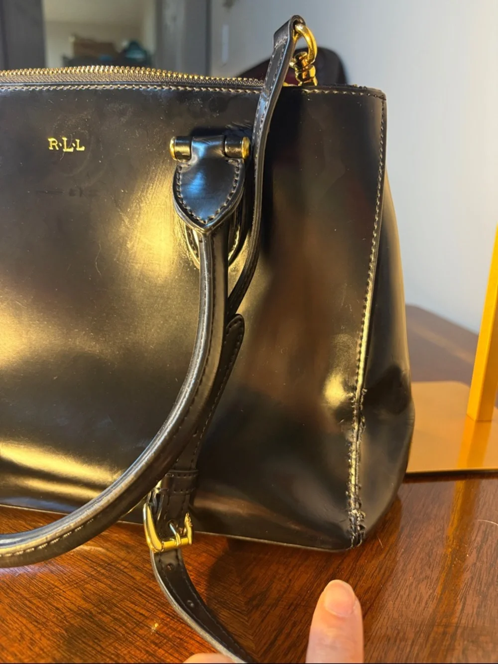 Lauren Ralph Lauren read description