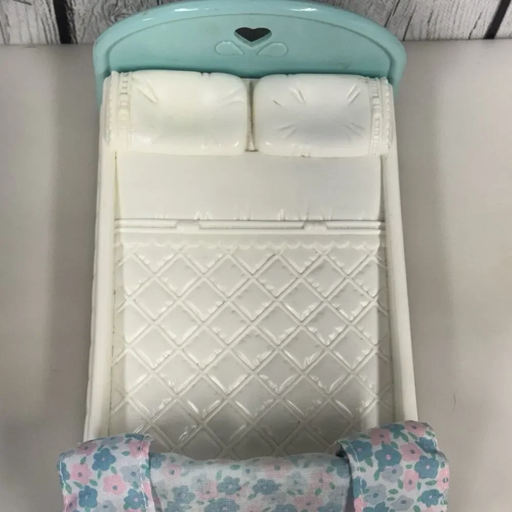 Fisher Price Loving Family Dollhouse 1993 Double Parent Bed w Floral Cloth Cover