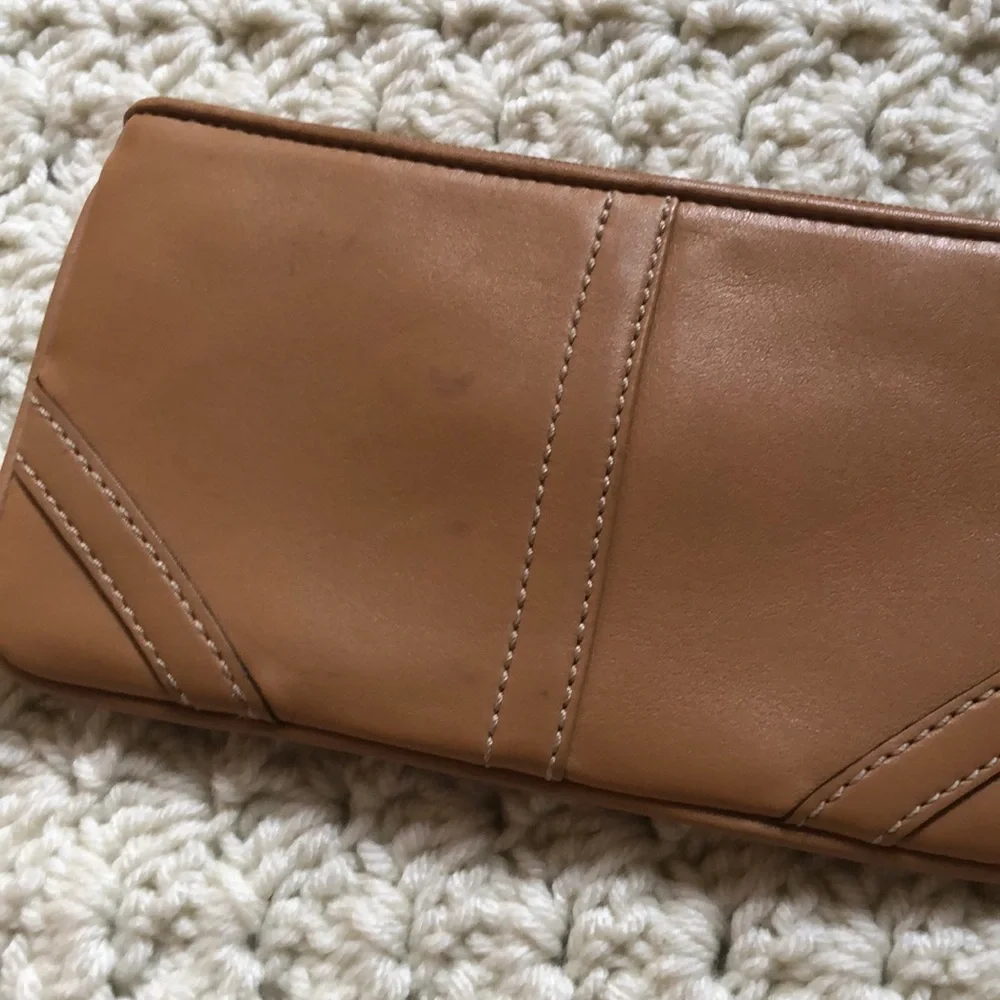 Coach wristlet ▪️has