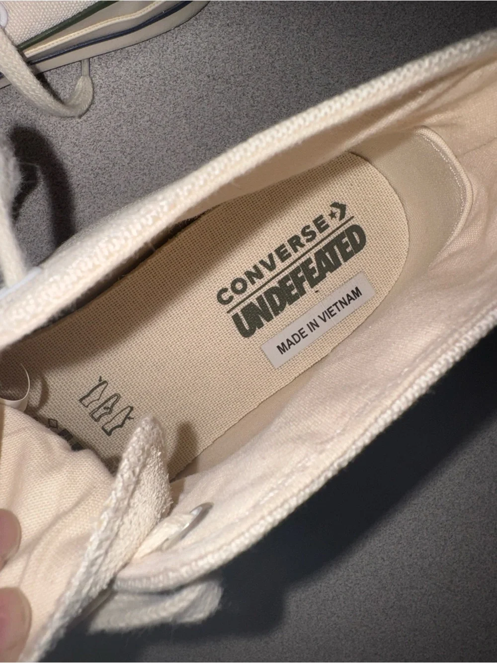 Converse unisex undefeated