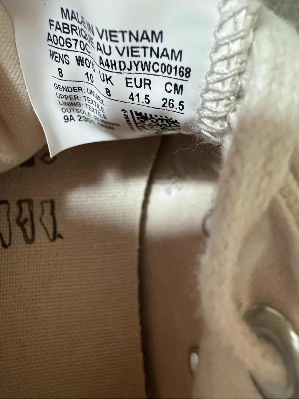 Converse unisex undefeated