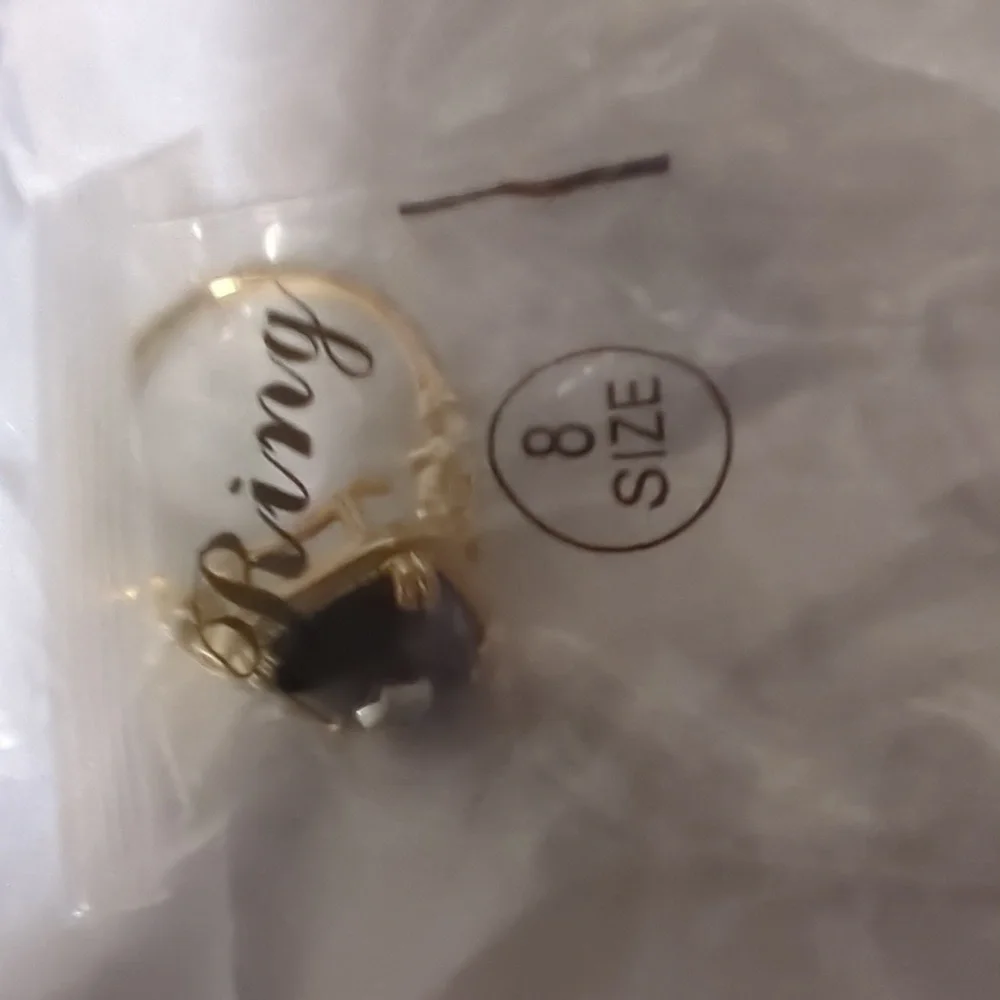 Elegant Black Onyx Ring Size 8 New With Tags