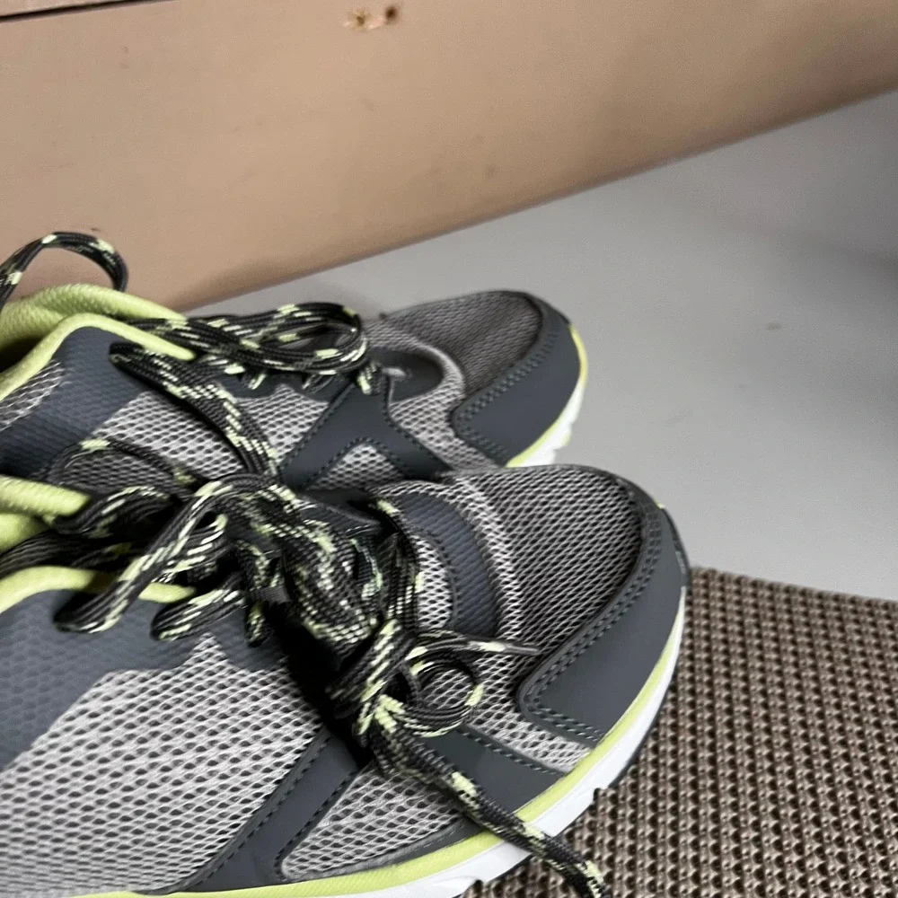 Vionic 1st Ray Technology Grey Lime Green Mesh Athletic Walking Sneakers Mens 9