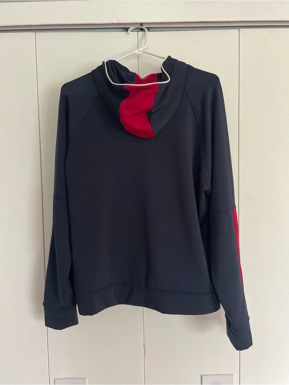 Women’s XL Nike Training Dri-Fit Navy/Red Hooded Jacket