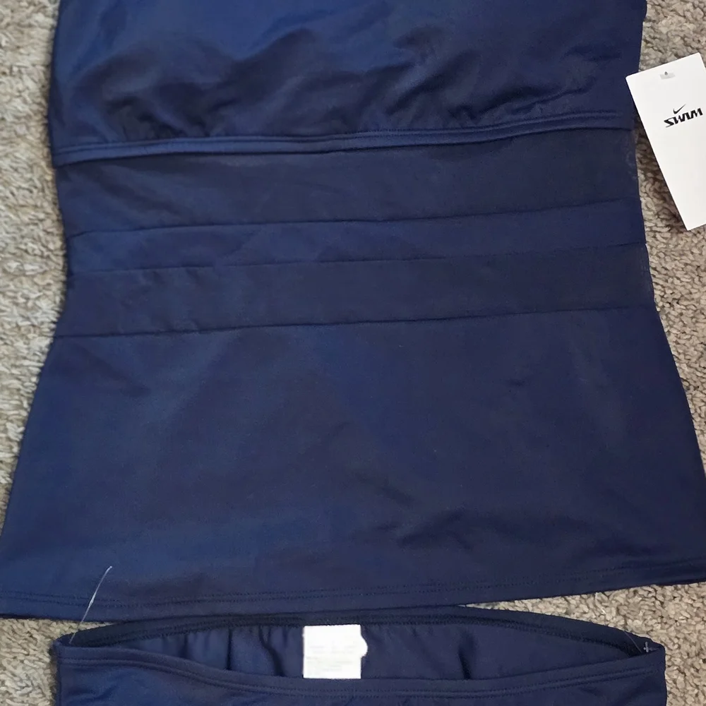 Nike elegant deep