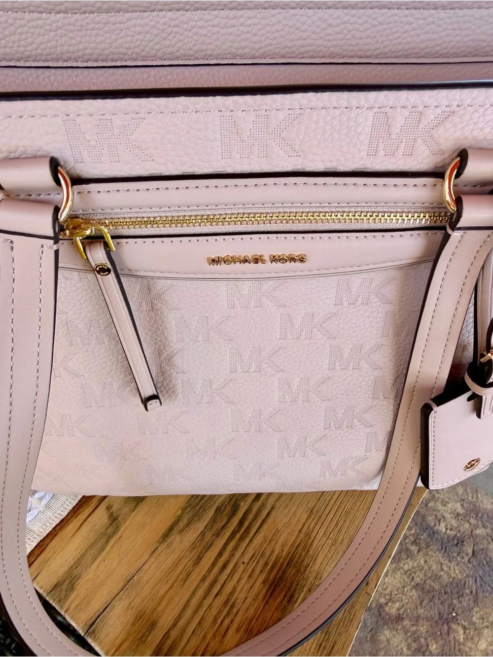 Michael Kors times light