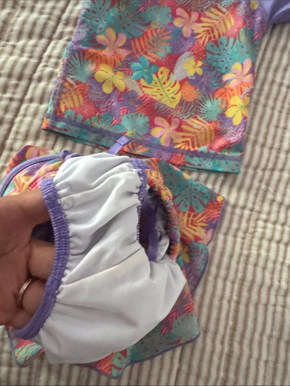 Uv Skinz purple short
