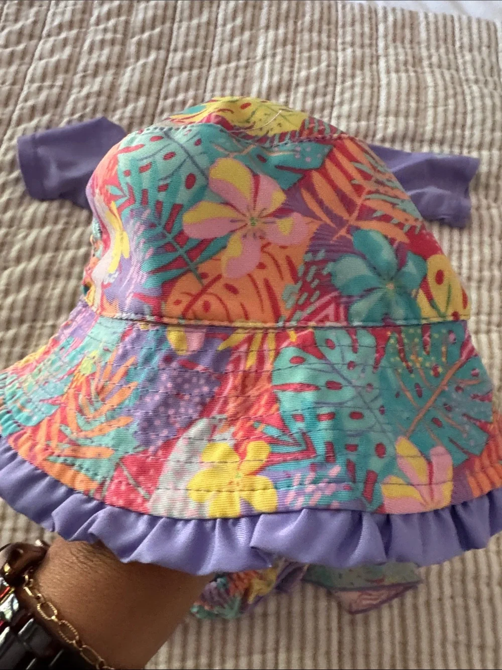 Uv Skinz purple short