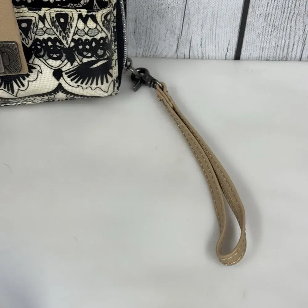 Sakroots crossbody wallet
