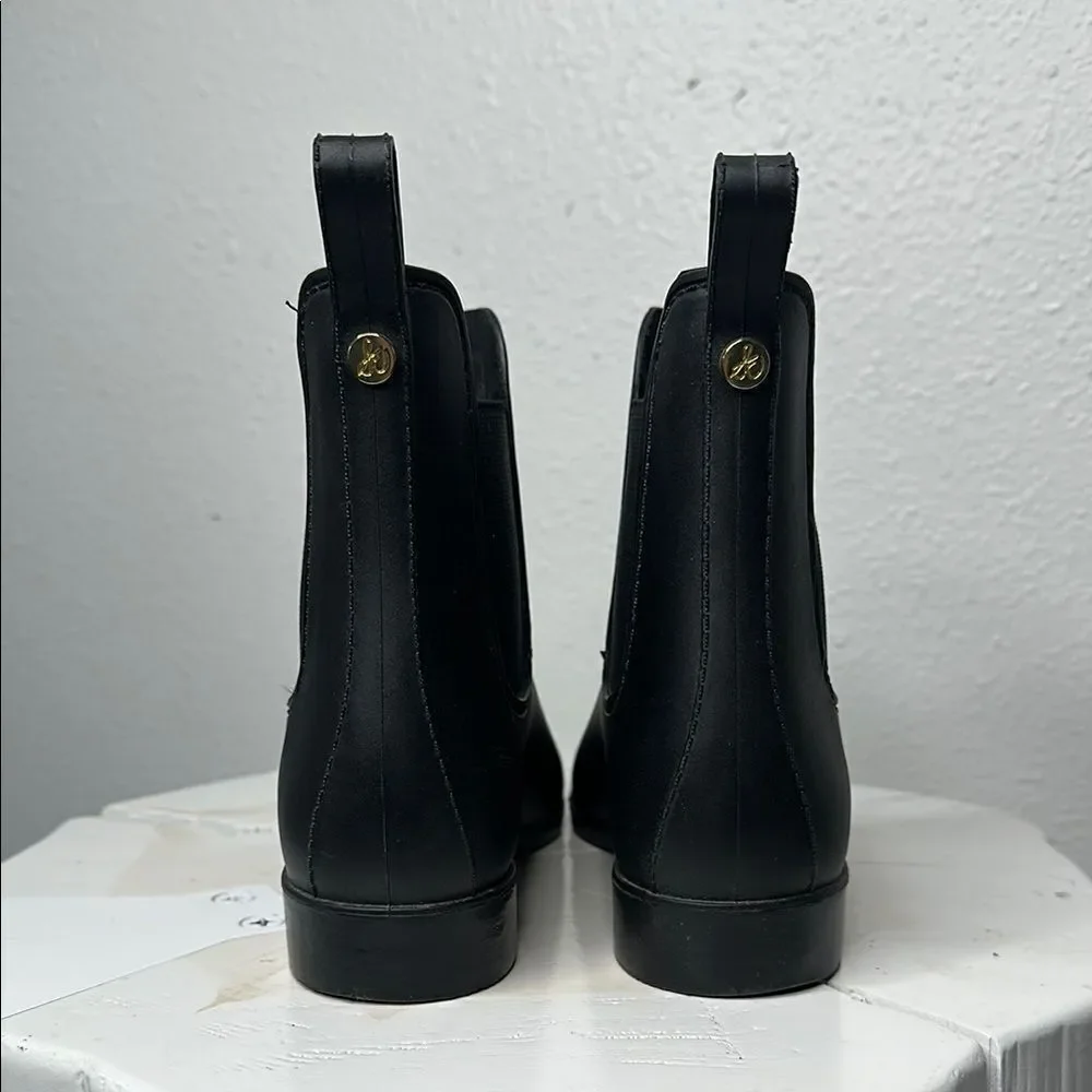 Sam Edelman stay stylish