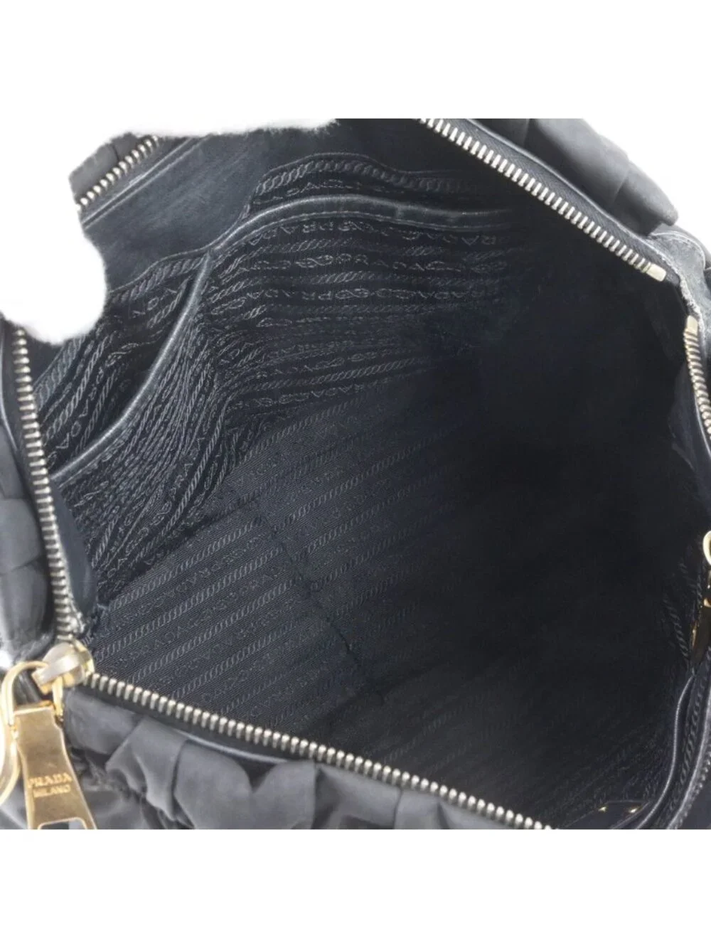 Prada adjustable tessuto used