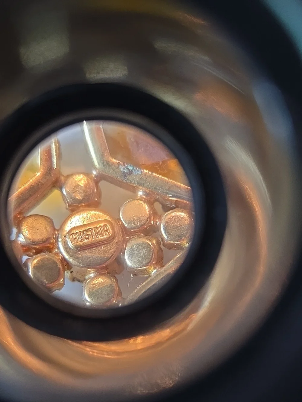 N/A elegant amber
