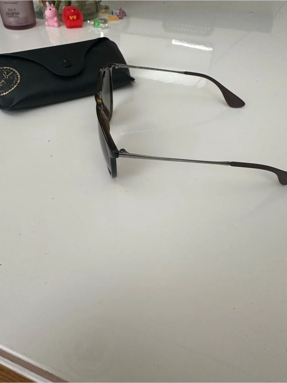 Ray-Ban stylish ray