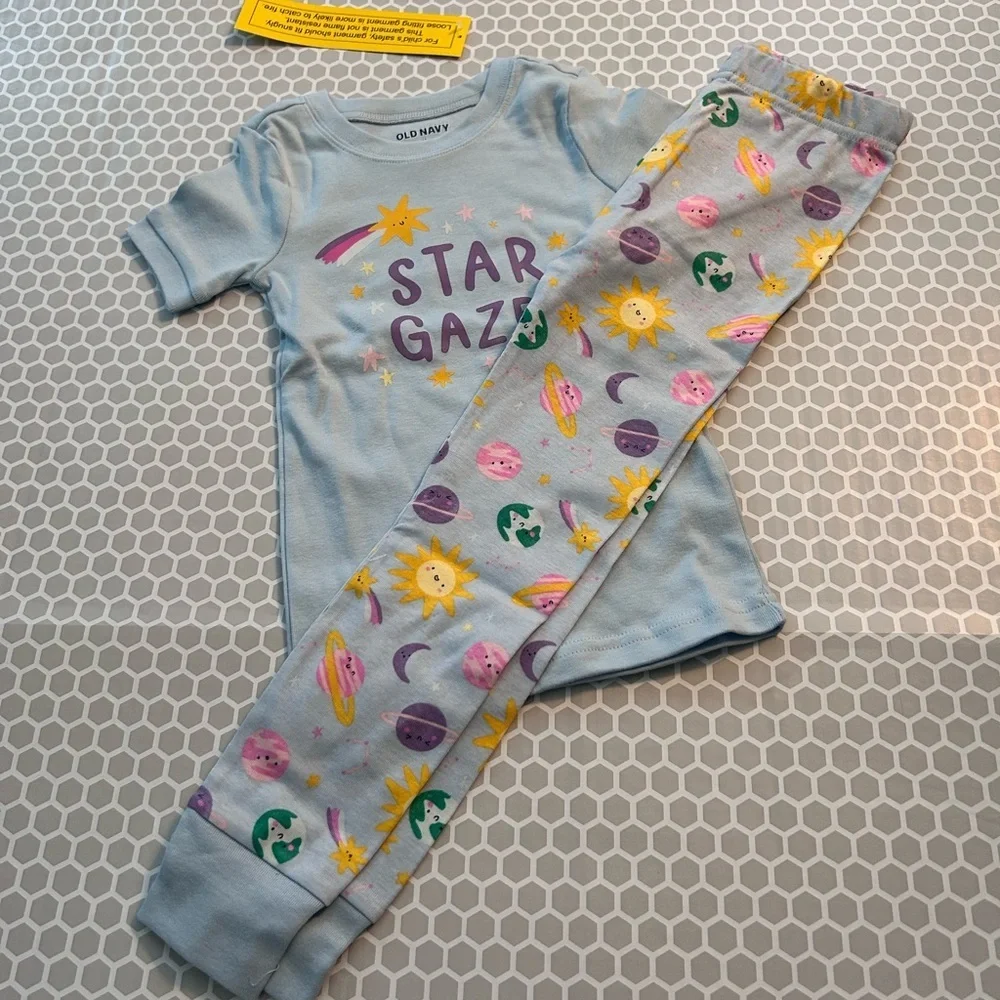 NWT Old Navy Light Blue Star Gaze Kids Pajama Set w Planet and Sun Print Size 4T