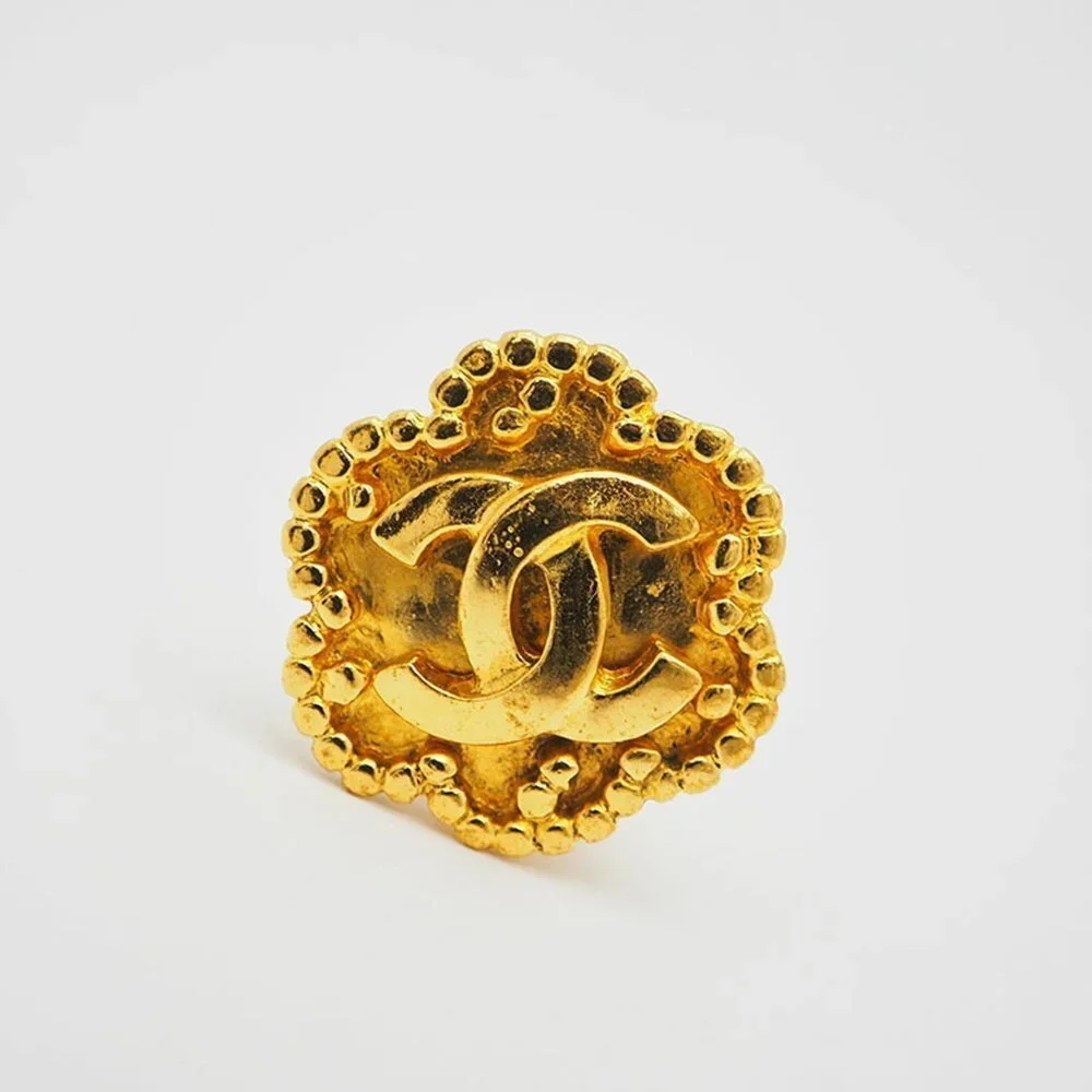 CHANEL gold earrings