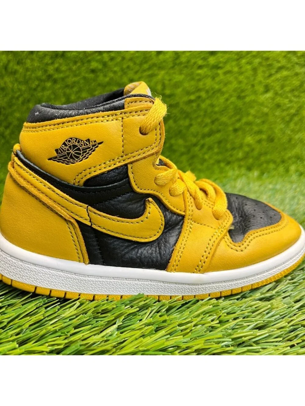 Nike Air Jordan 1 Retro High OG Boys Size 9C Yellow Athletic Shoes Sneakers