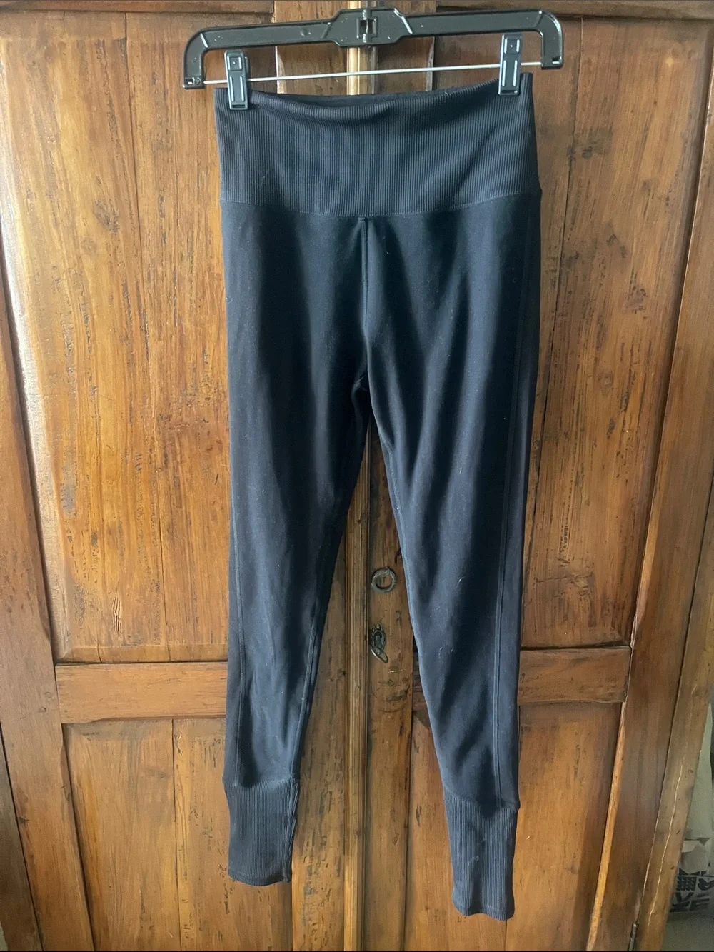 ALO Yoga comfortable womens