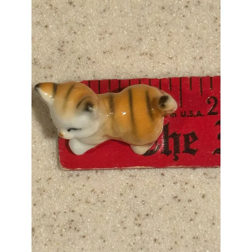 Unknown vintage bone