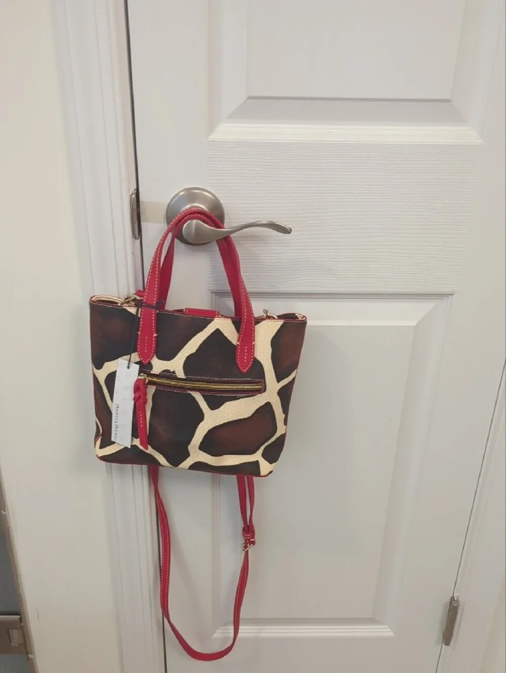 Dooney & Bourke compact giraffe