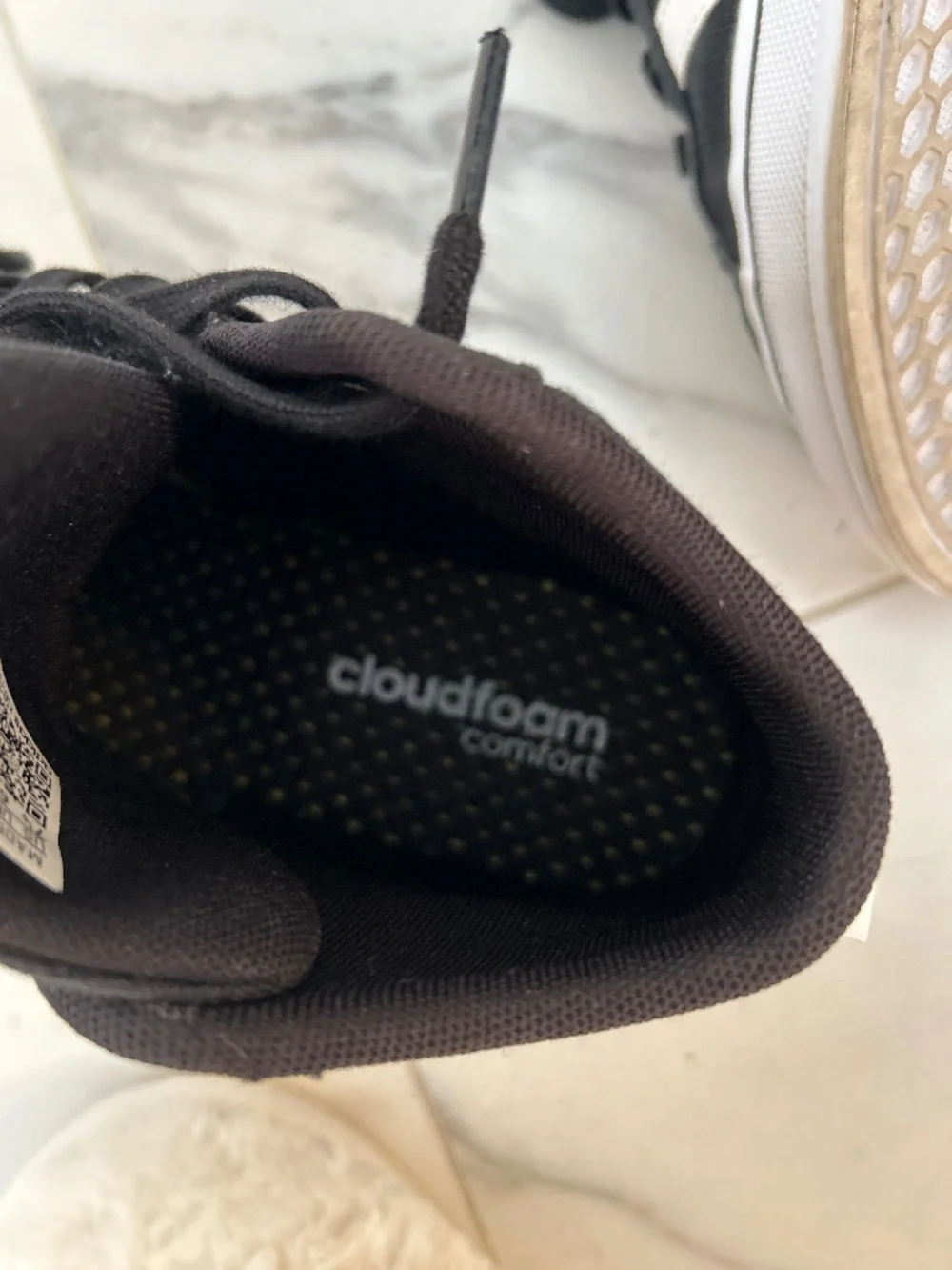 adidas good minimal