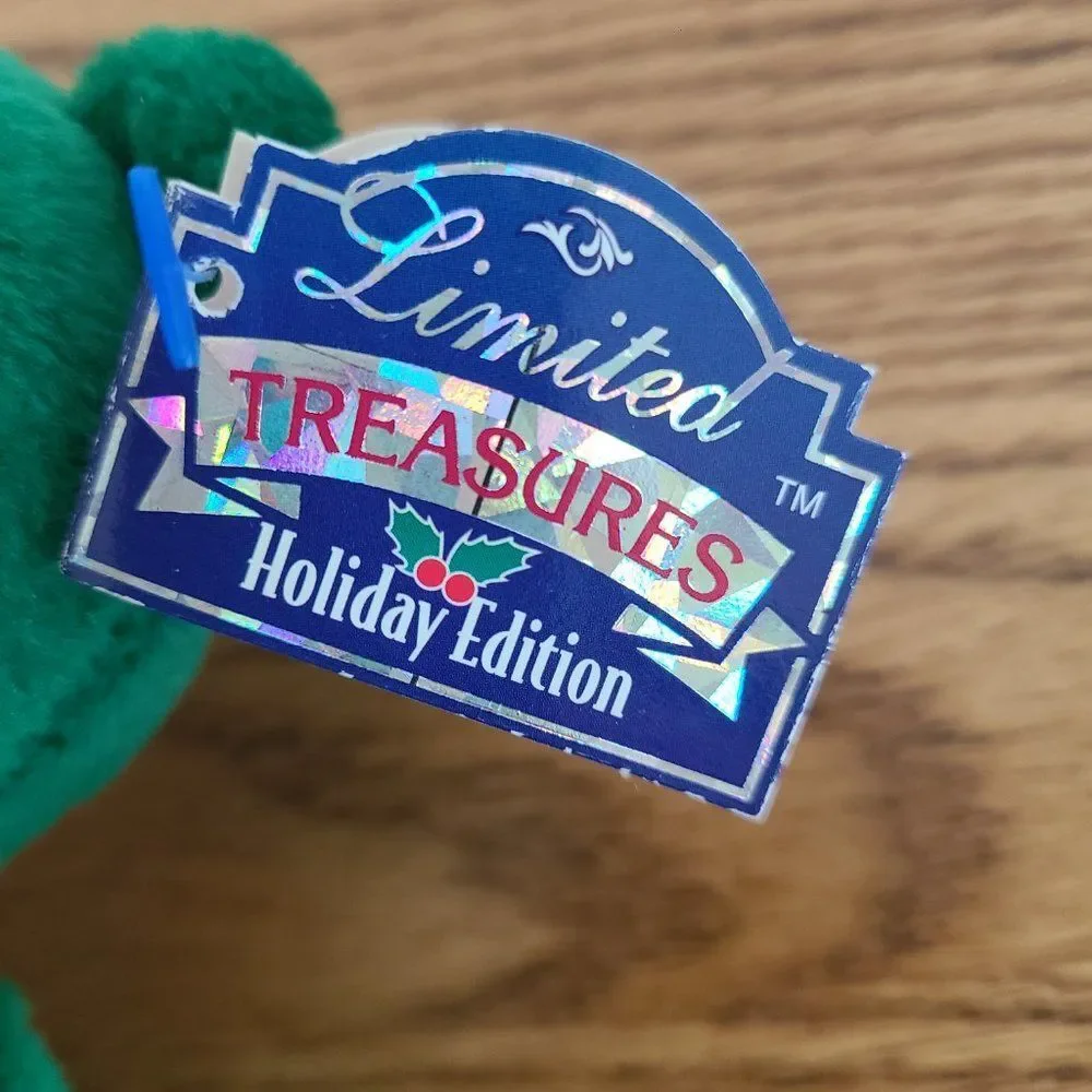 Unbranded holiday lot