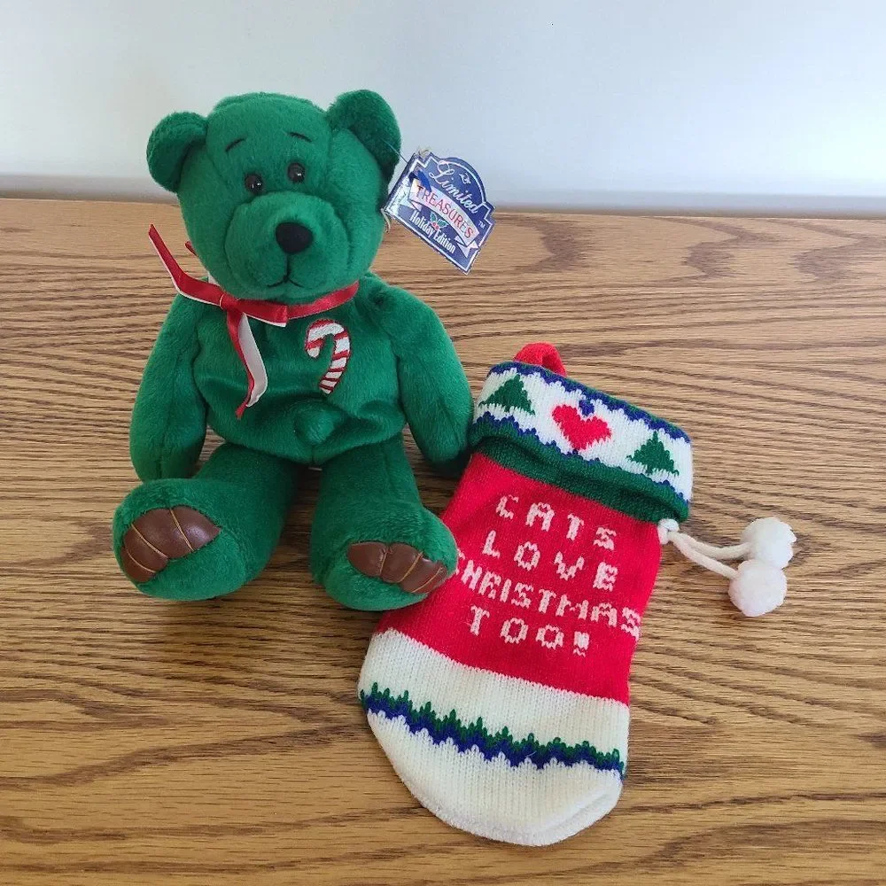 Unbranded holiday lot