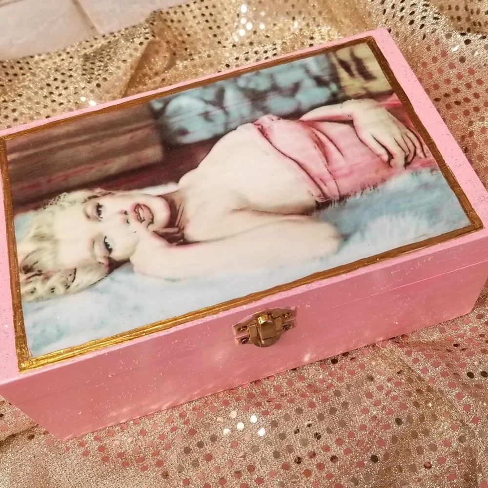 Marilyn Monroe wooden painted keepsake trinket stash jewelry box
