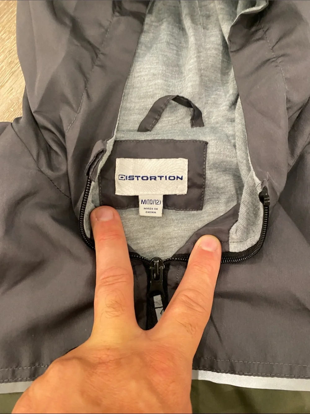 Distortion lightweight hooded
