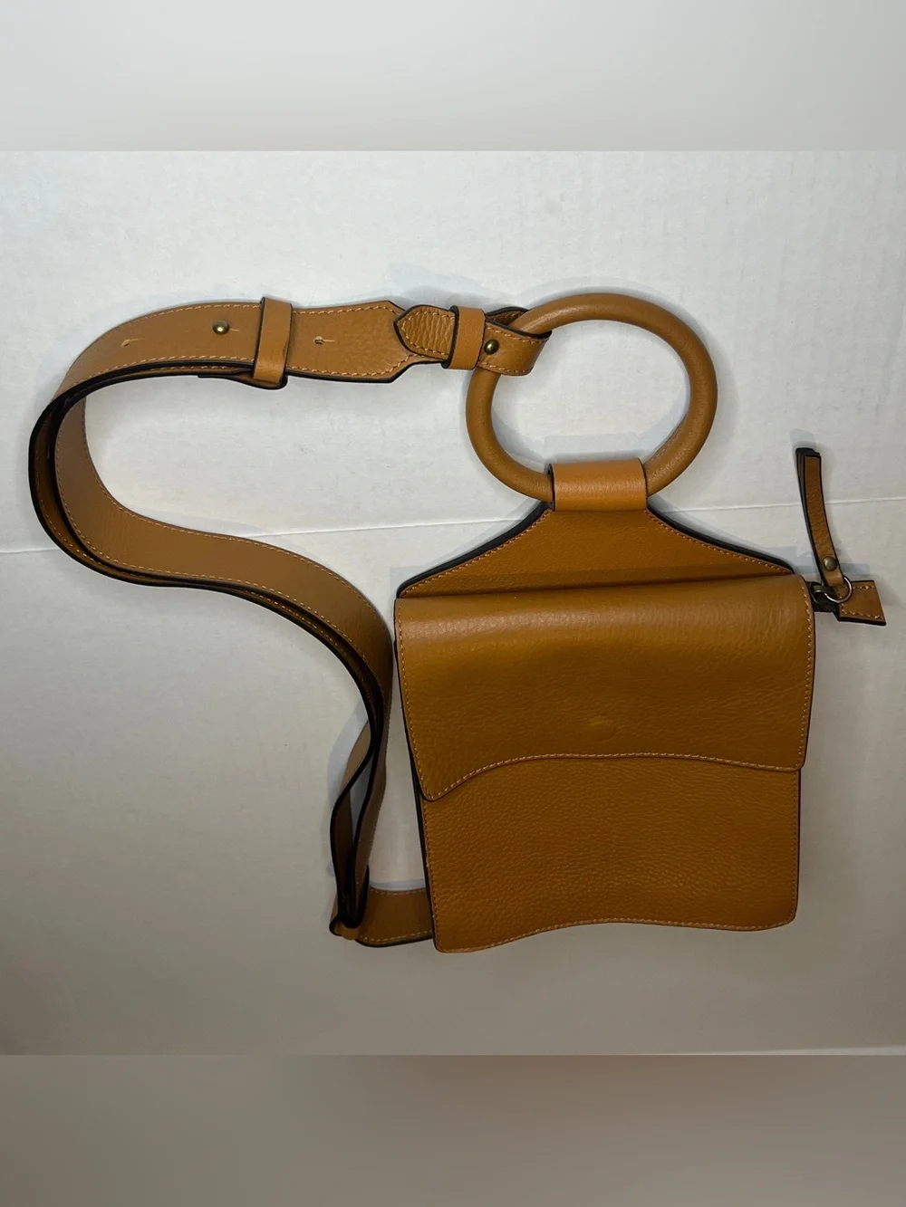 Sundance shown bags approximate
