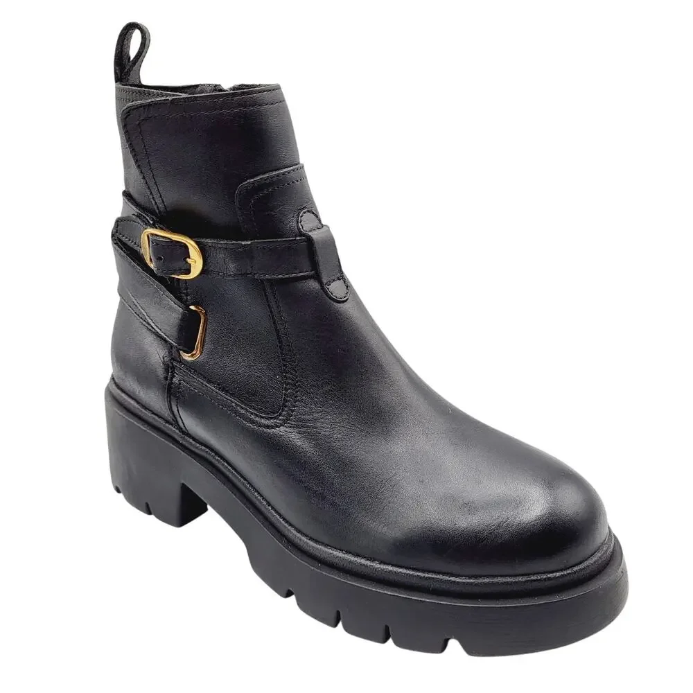 NEW Steve Madden Women's Size 7.5M Black Leather Colletta Zip Up Ankle Bootie