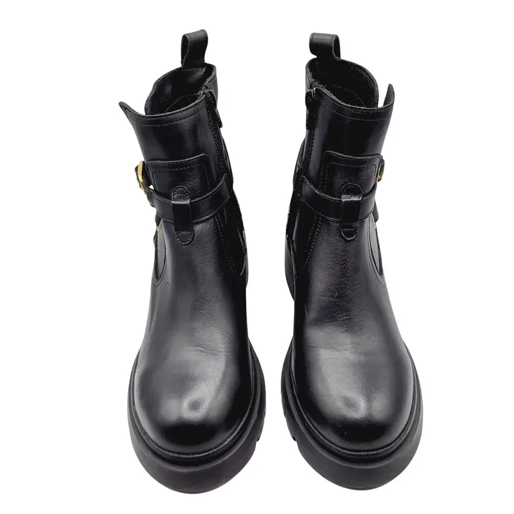 Steve Madden new steve