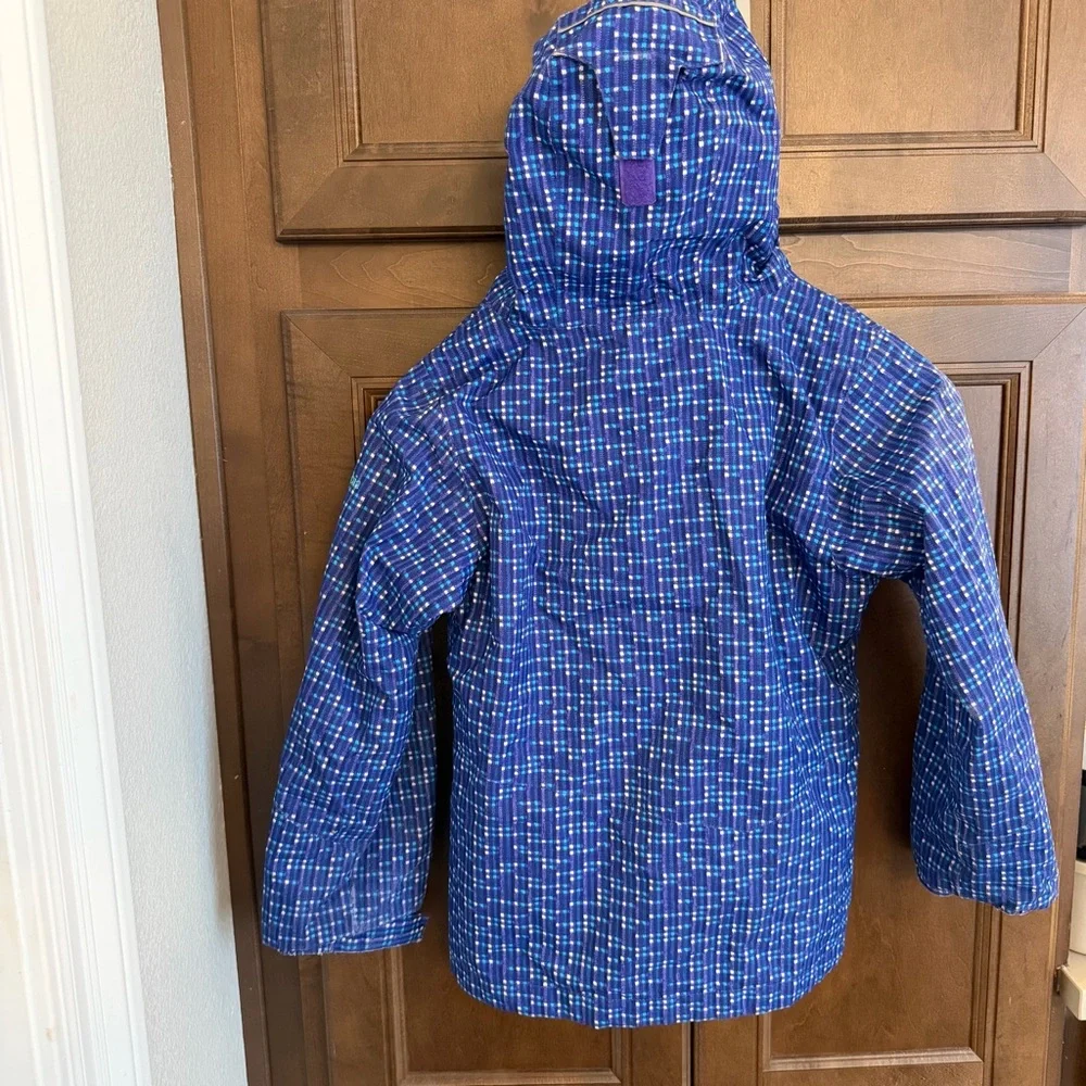 Columbia features jacket shell
