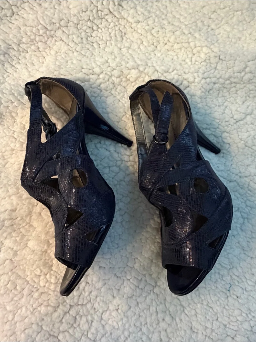 Bandolino elegant navy
