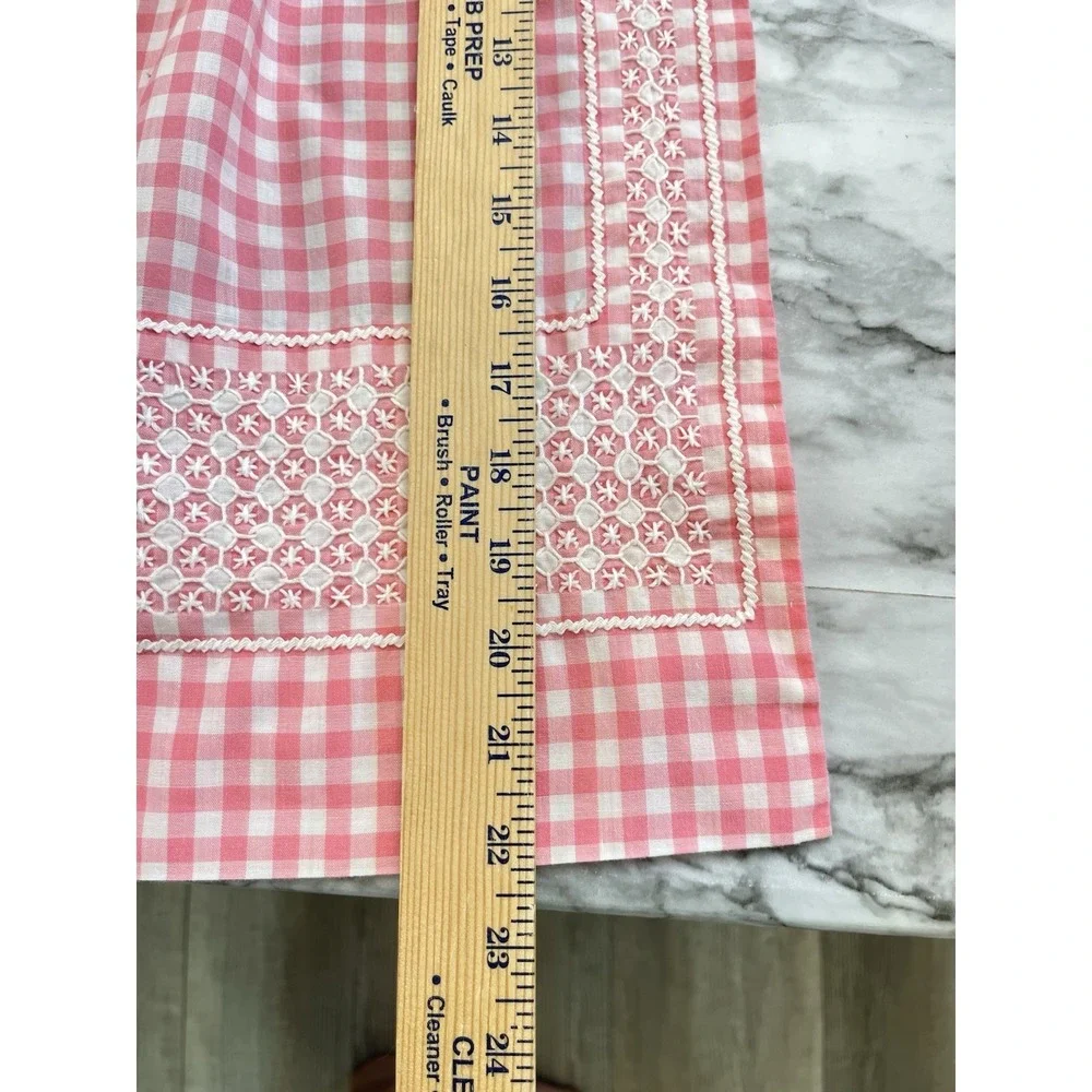 The Unbranded Brand half apron