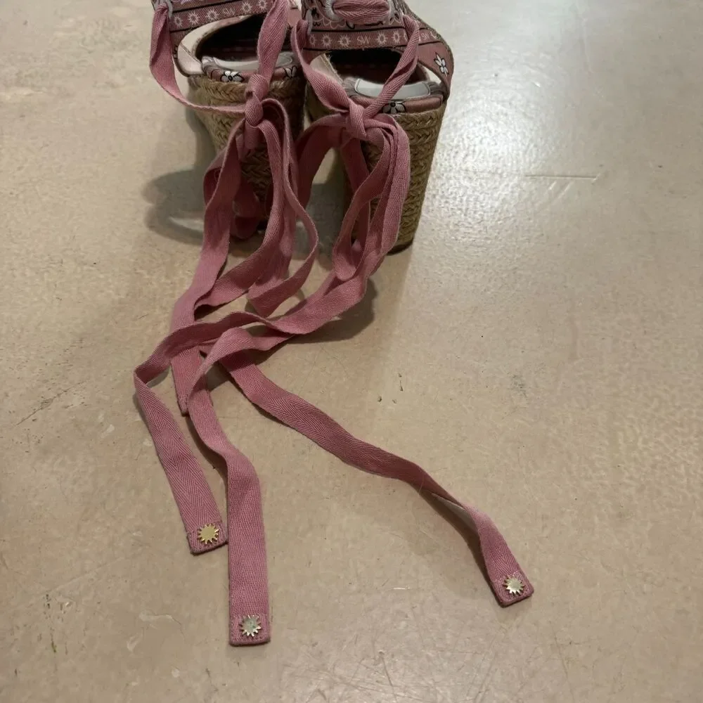 Stuart Weitzman great pre