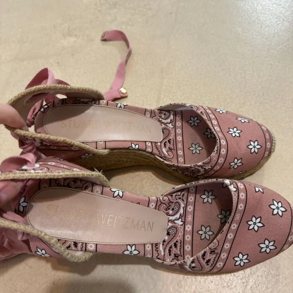 Stuart Weitzman great pre