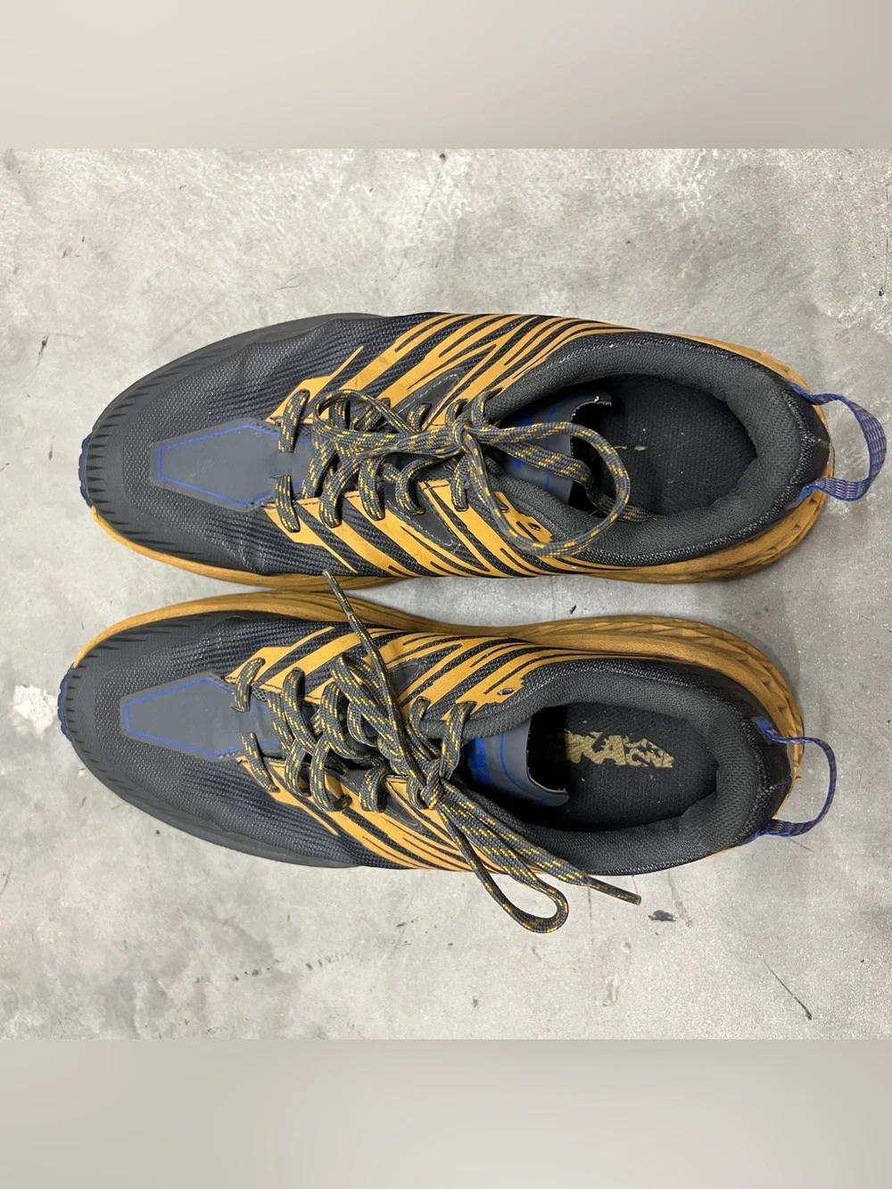 Hoka One One hoka one