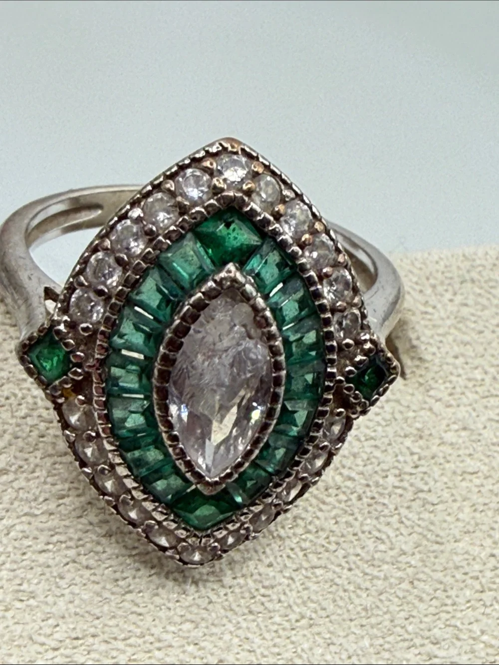 N/A elegant marquise