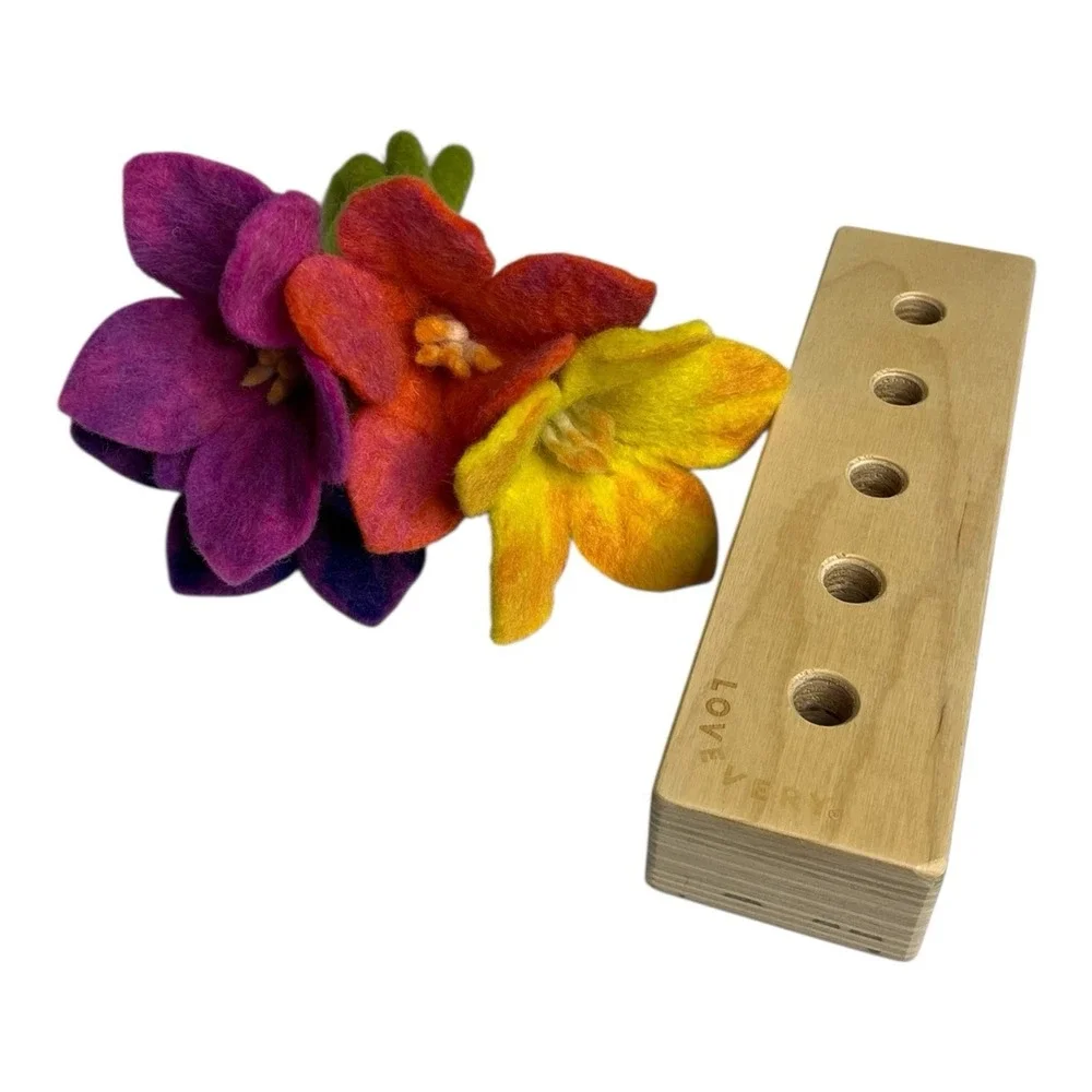 Lovevery Felt Flowers In A Row Wood Stand The Helper Play Kit Montessori Toy