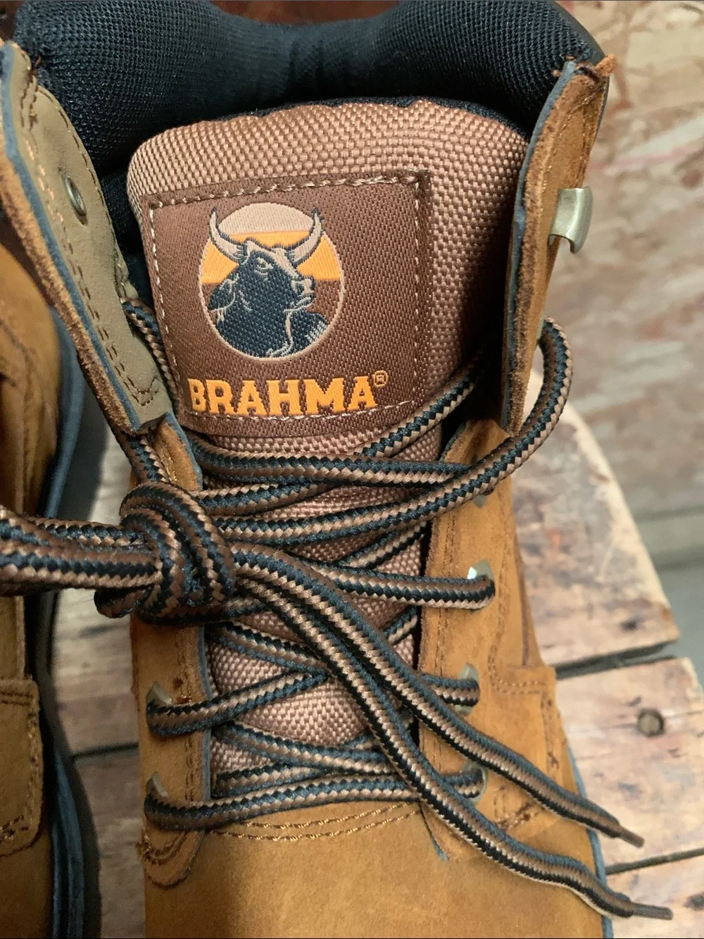 N/A leather upper