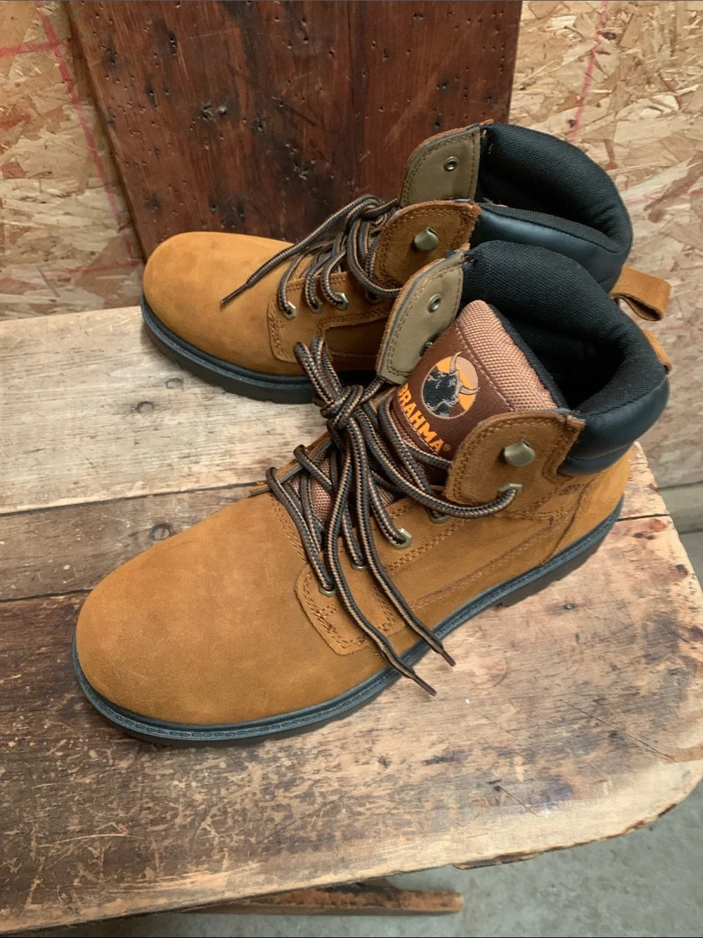 N/A leather upper