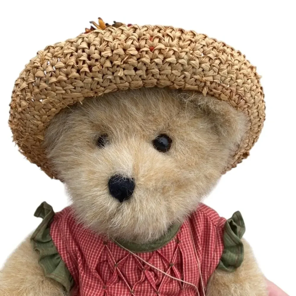 Boyds Bear Best Dressed Series “April Mae Mcveggie” 16