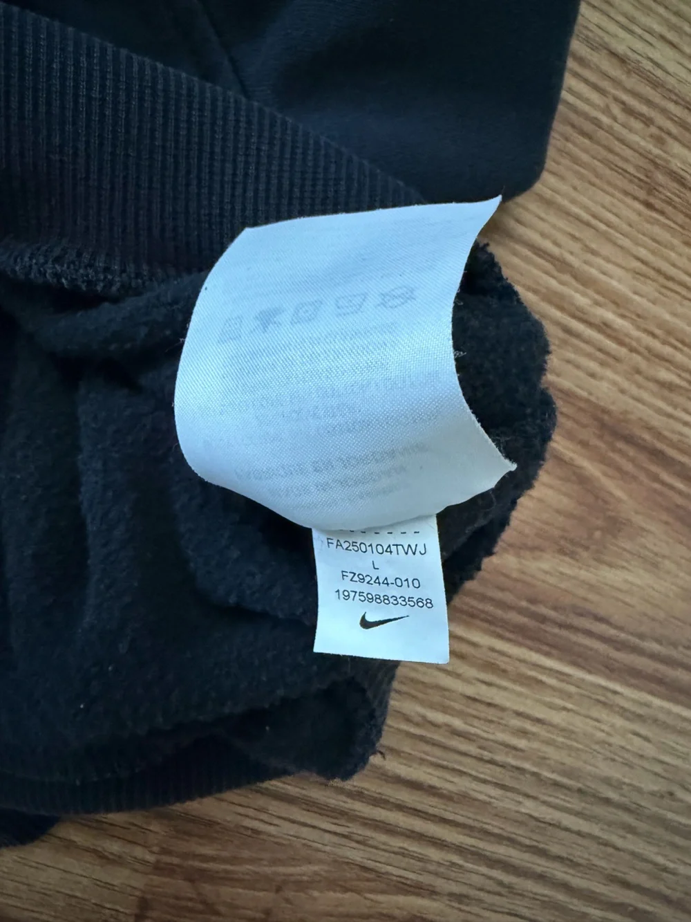 Nike soft black